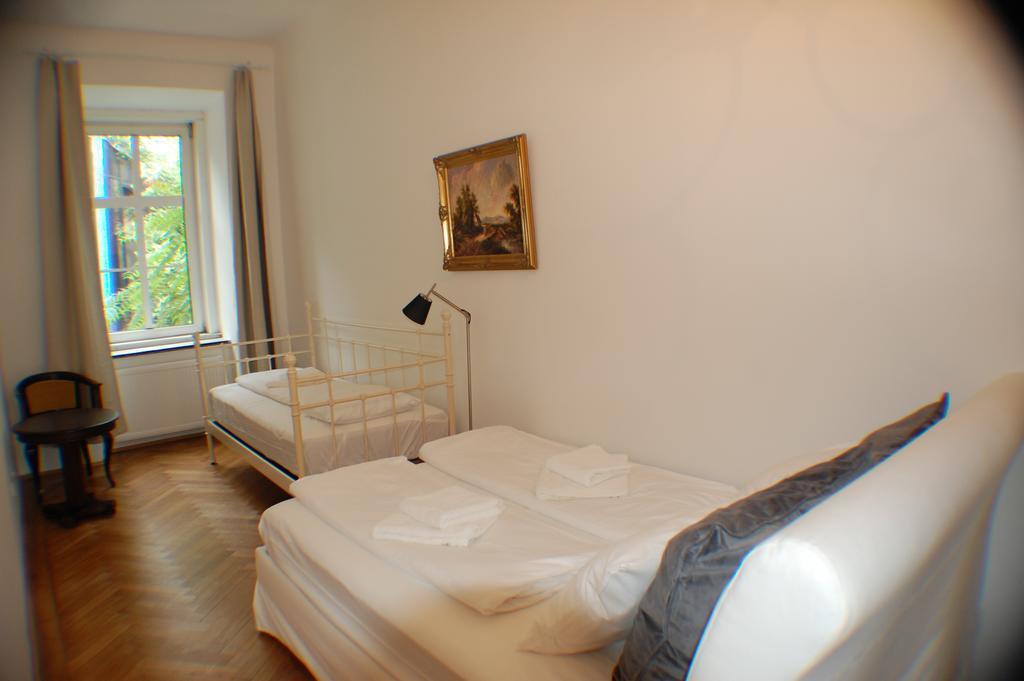 Kunsthaus Apartments Vienna Room photo